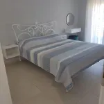 Stella * Néa Péramos