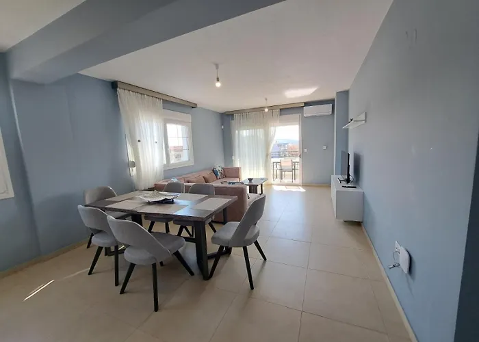 Stella Néa Péramos