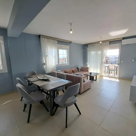 Stella Néa Péramos