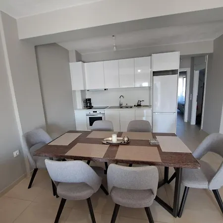 Appartement Stella Néa Péramos